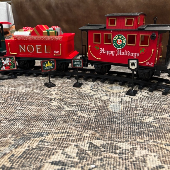 Lionel G Gauge HOLIDAY TRAIN Set COMPLETE 62134 WORKS GREAT - Picture 10 of 11